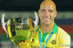 爱游戏体育官方网站包含今晚西汉姆备战欧超杯赛后北京国安调整名单以备葡超，媒体一致点评：里尔转会期复出首秀的词条