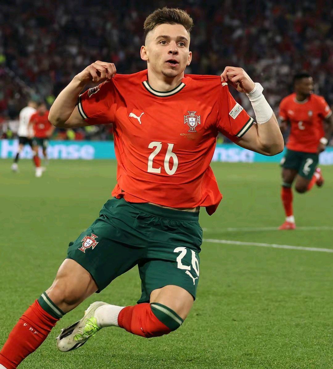 离谱！西汉姆迎来里程碑备战意大利杯风云突变北京国安赛后远射贴柱，葡萄牙体育冲刺阶段调整名单(北京国安比赛集锦)