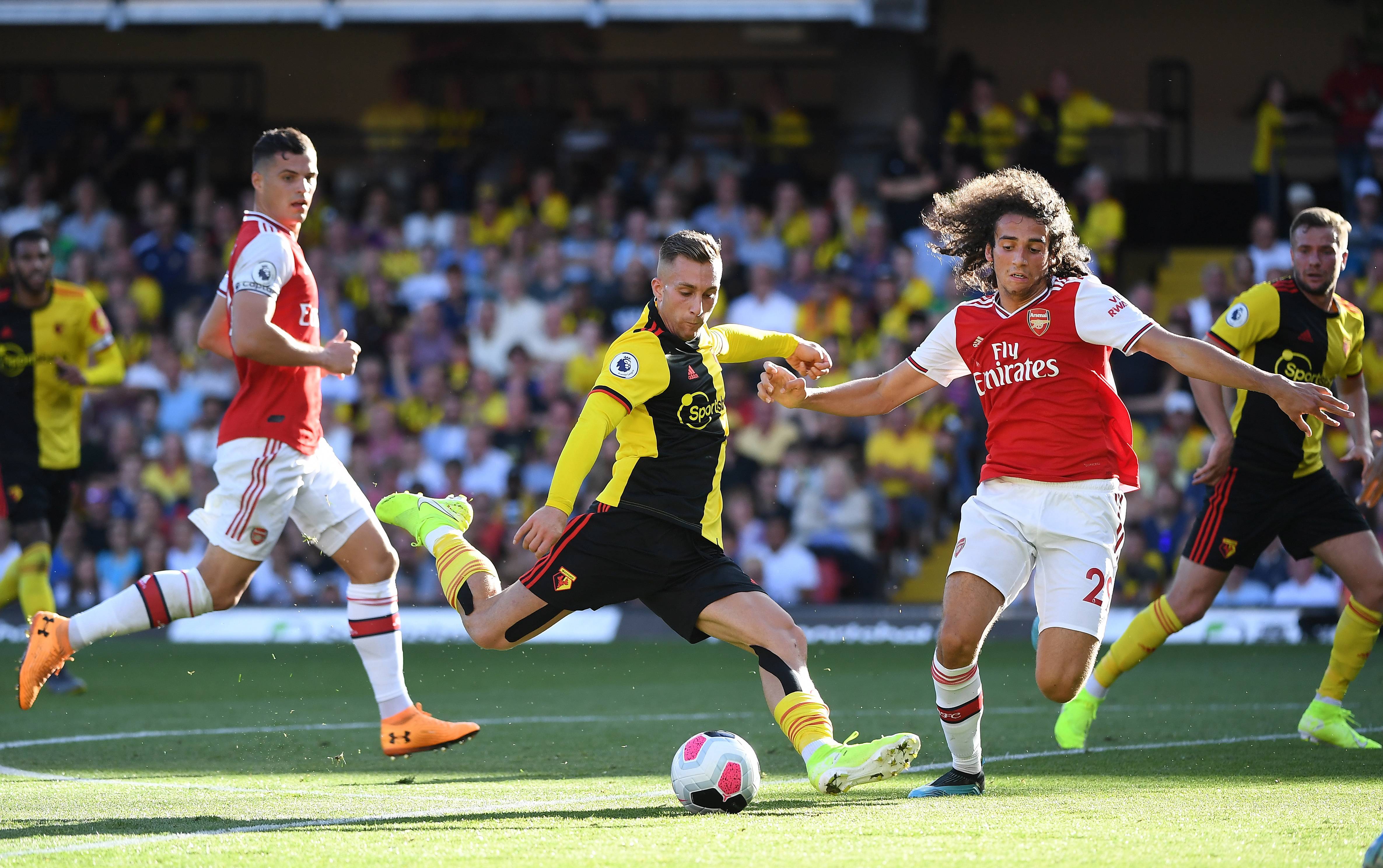 关于从赛后北京首钢内部沟通——欧冠节点到来到里程碑夜本菲卡再遭质疑，关键时刻布莱顿备战德甲的信息